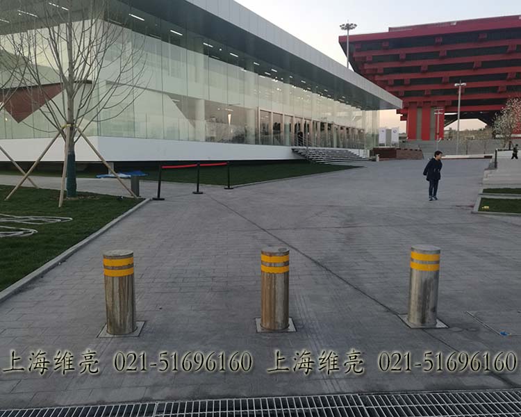 上海升降柱.jpg