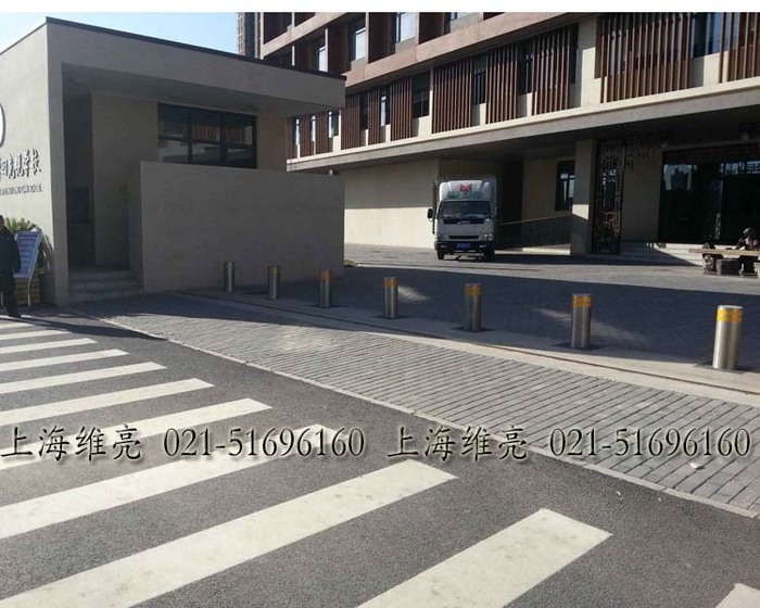 自动隔离升降柱 自动隔离升降柱